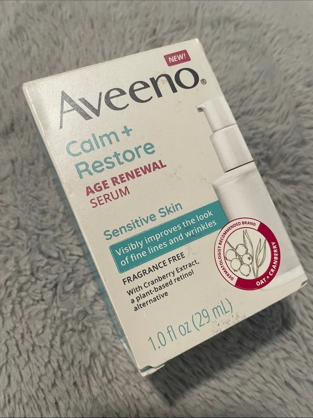 Calm + Restore Age Renewal Serum for Sensitive Skin — White